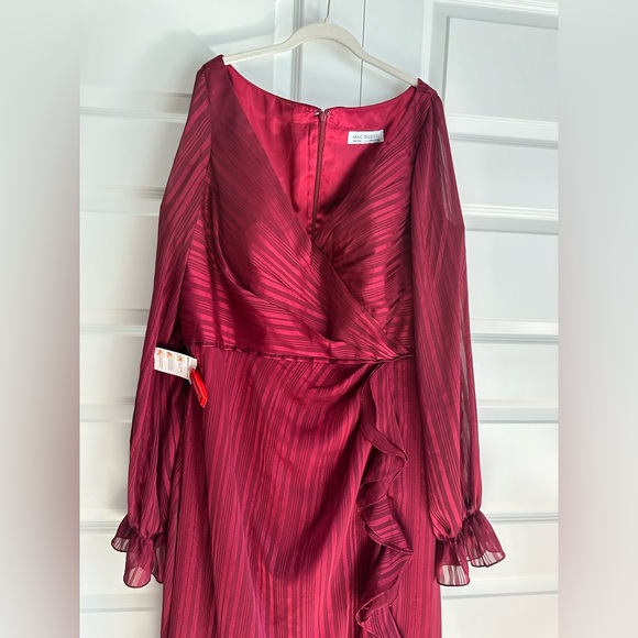 Mac Duggal Stripe Long Sleeve Faux Wrap Bishop Sleeve Gown NWT - Picture 5 of 9
